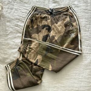 Adidas camo joggers